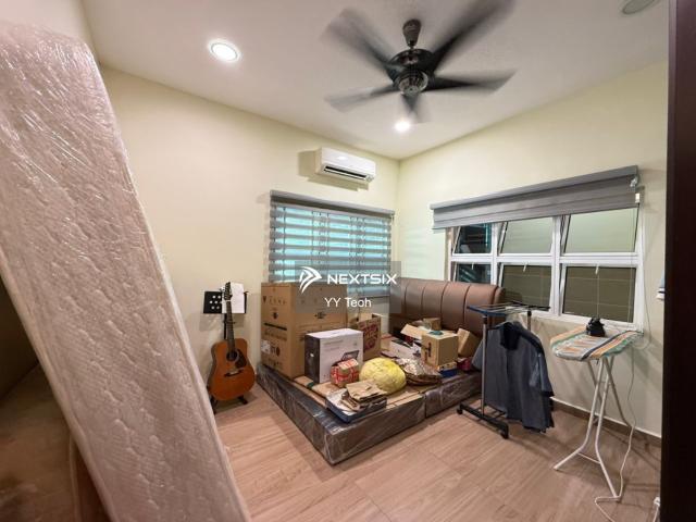 Shop for sale in Johor
