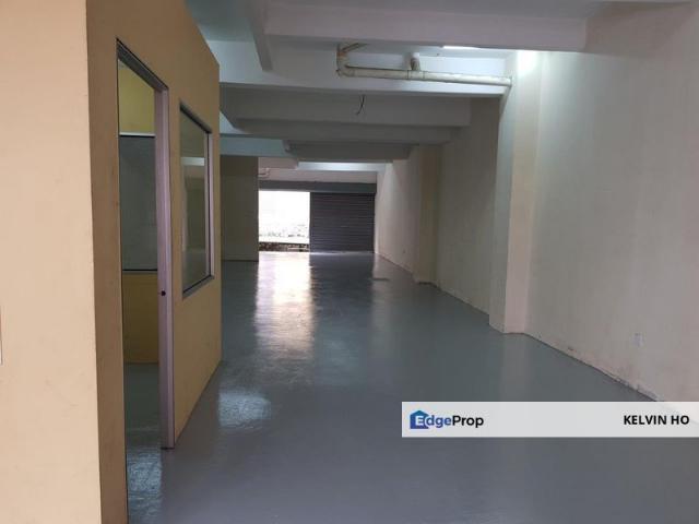 Shop for sale in Kajang, Langat