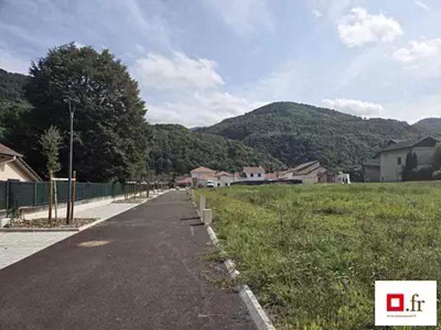 Terrain vente à Grenoble, Tencin
