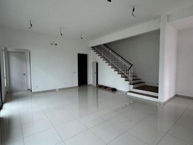 Residential House for sale in Kajang, Langat