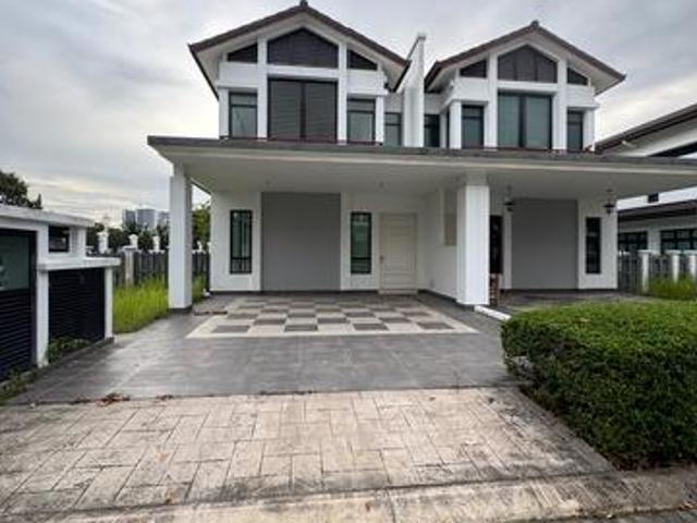 Residential House for sale in Kajang, Langat