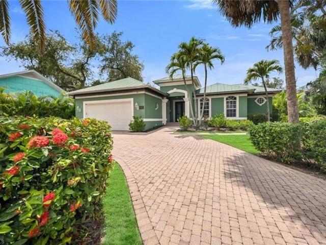 House for sale in Bonita Springs