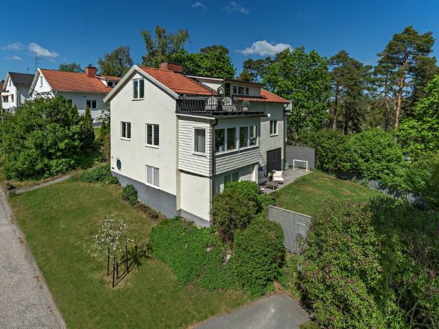 Tomt till salu i Sundbyberg, Stockholm