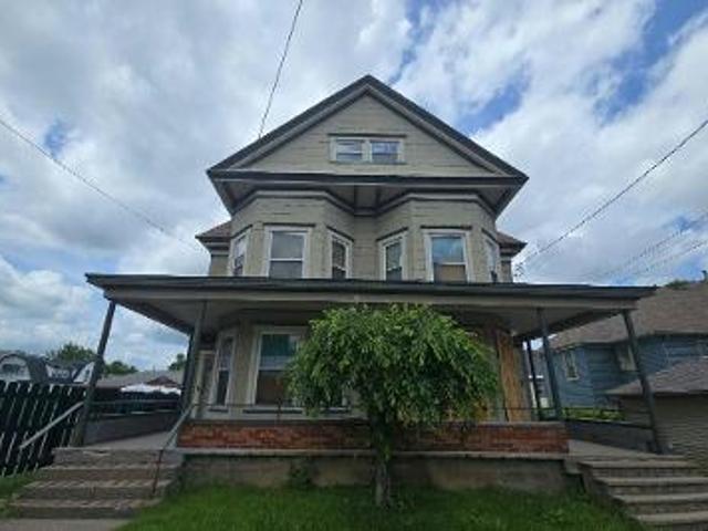 House for sale in Syracuse, New York
