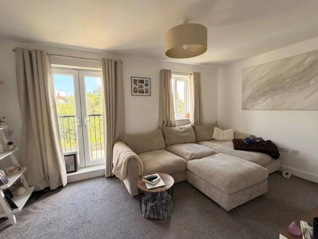 House for rent in Lindley, West Yorkshire