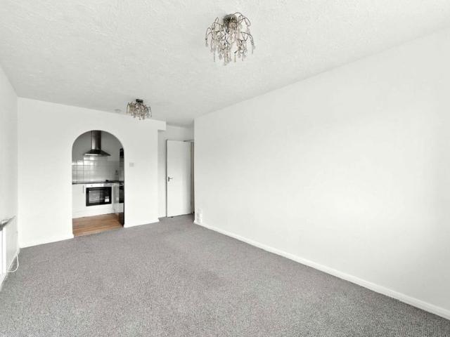 Apartment for rent in Ponders End, Greater London