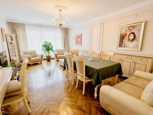 Yukarı Ayrancı, Çankaya içerisinde kiralık mülk