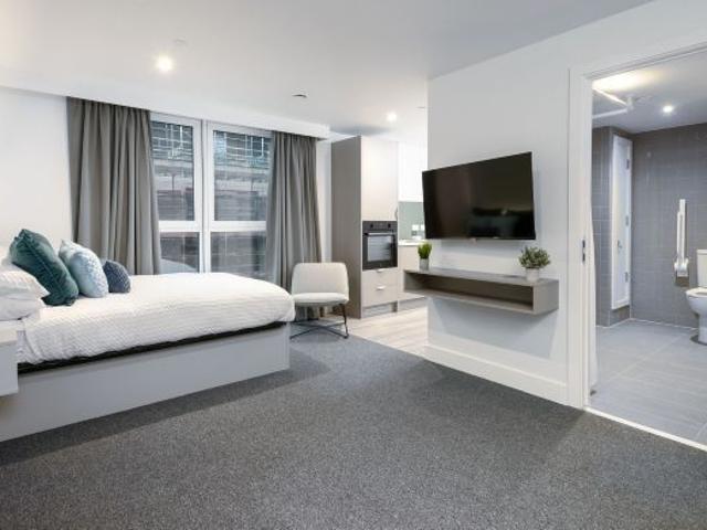 Studio for rent in City Centre, Isle Of Man