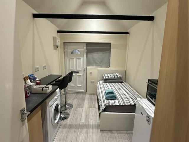 Apartment for rent in Hendon, Greater London