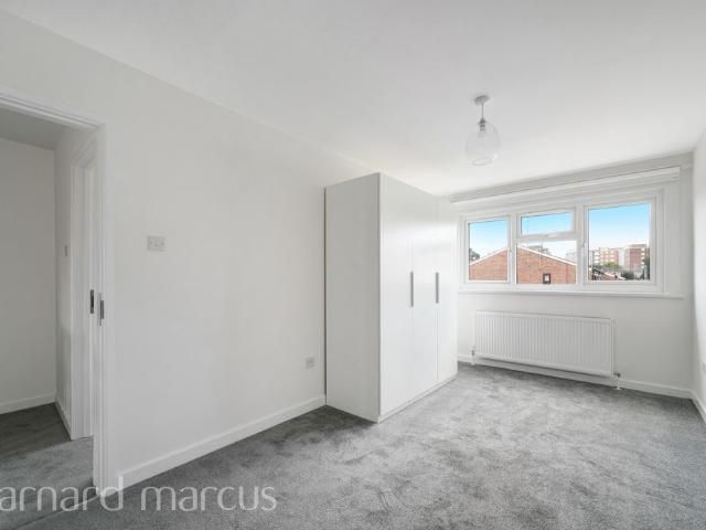 Townhouse for rent in Greater London