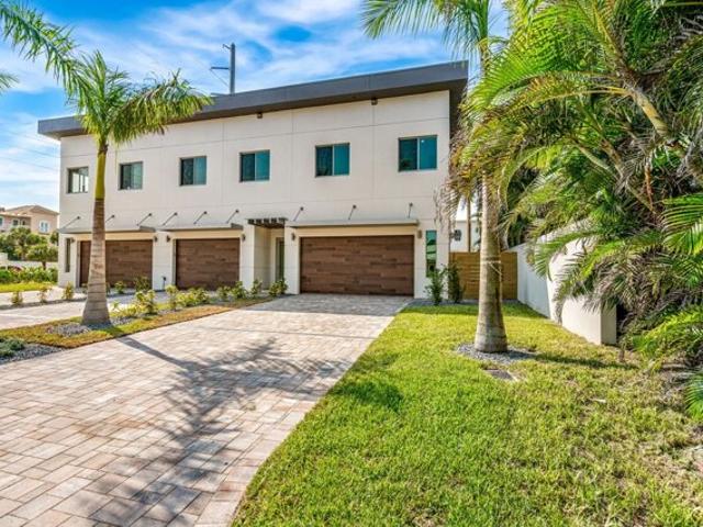 House for sale in Indialantic