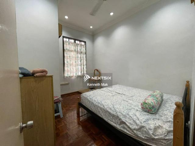 Residential House for sale in Petaling, Subang Jaya