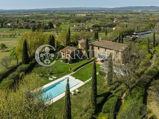 Casa in vendita a Madonna di Mezzastrada, Arezzo