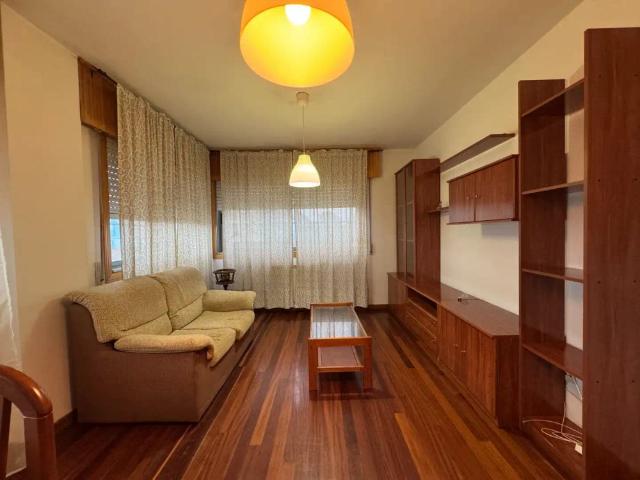 Apartamento en alquiler en Cacheiras, Santiago