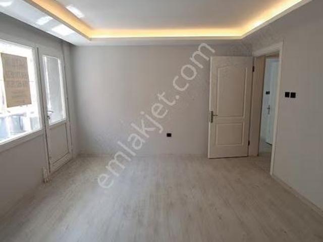 Tepekule Mahallesi, Bayraklı içerisinde satılık mülk