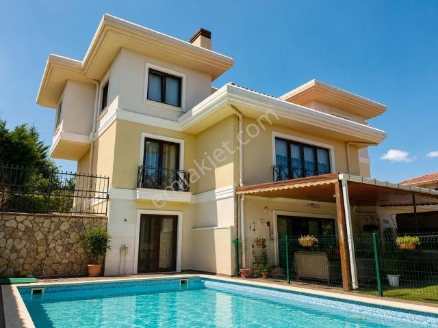 Tuzla, İstanbul içerisinde satılık Villa