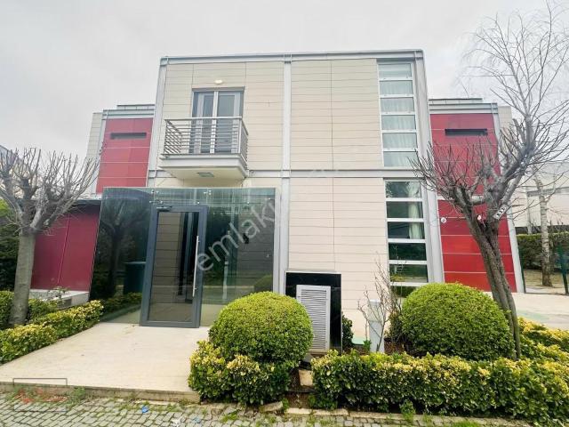 Tuzla, İstanbul içerisinde satılık Villa