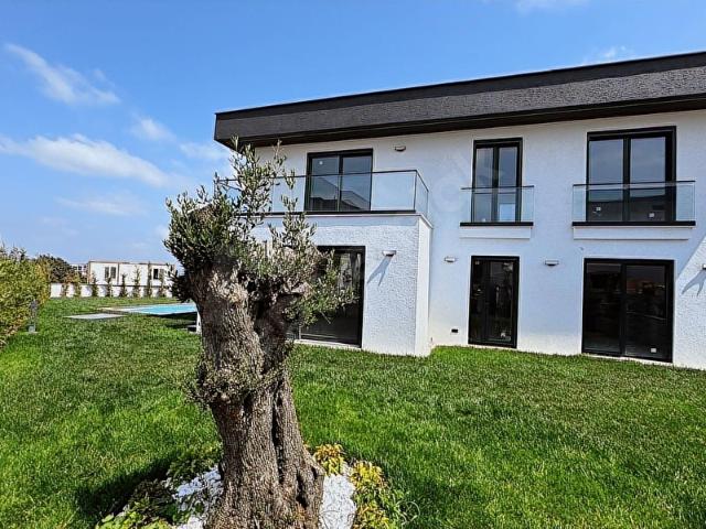 Tuzla, İstanbul içerisinde satılık Villa