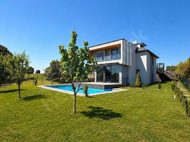 Tuzla, İstanbul içerisinde satılık Villa