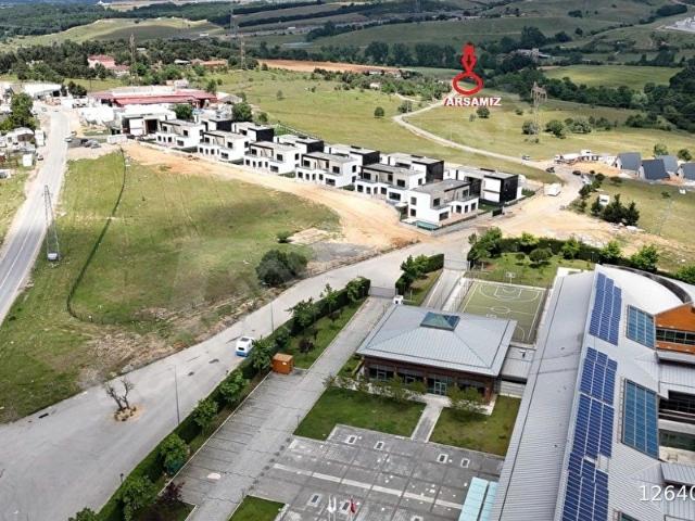 Tuzla, İstanbul içerisinde satılık Arsa
