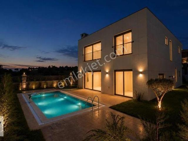 Tuzla, İstanbul içerisinde satılık Villa