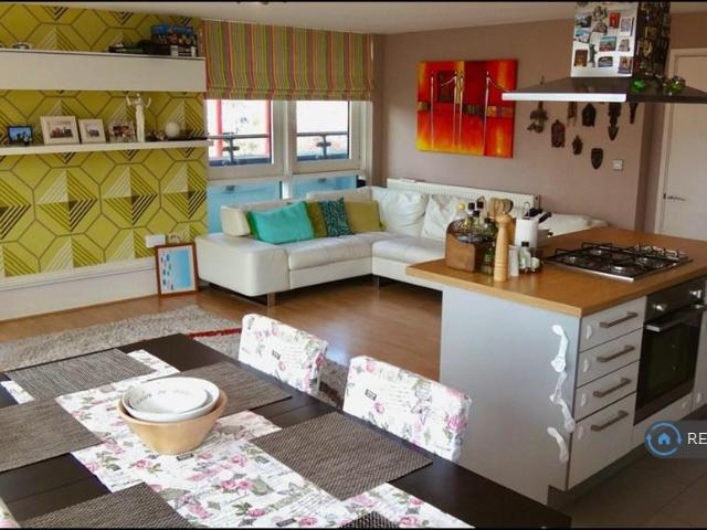 Apartment for rent in Ratcliffe, Greater London