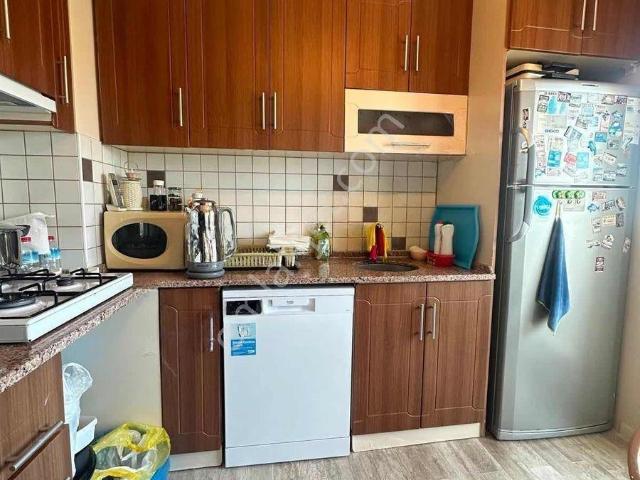 Karabağlar, İzmir içerisinde satılık mülk