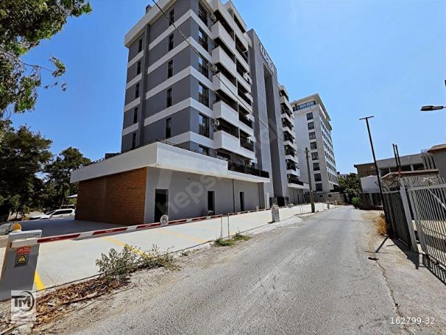 Bornova, İzmir içerisinde satılık mülk