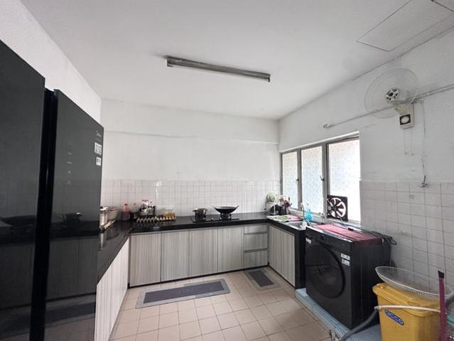 Condominium for rent in Country Heights Damansara, Kuala Lumpur