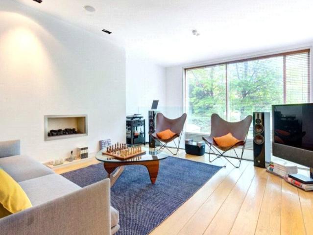 House for rent in West Hampstead, Greater London