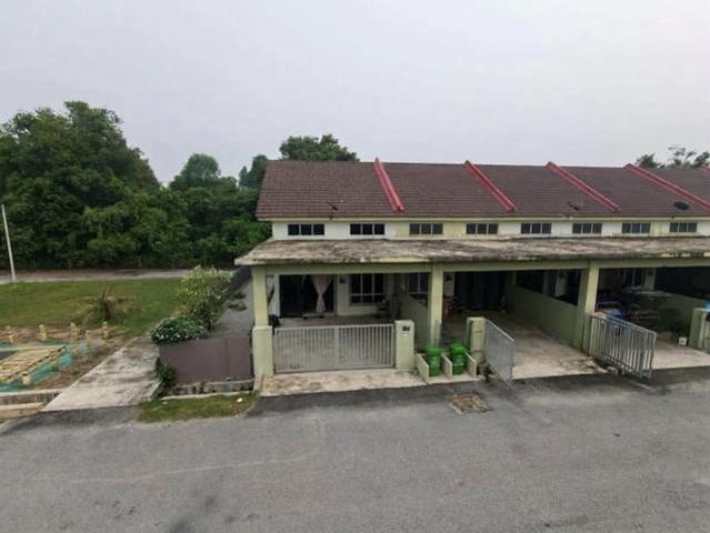 Terraced House for sale in Pekan