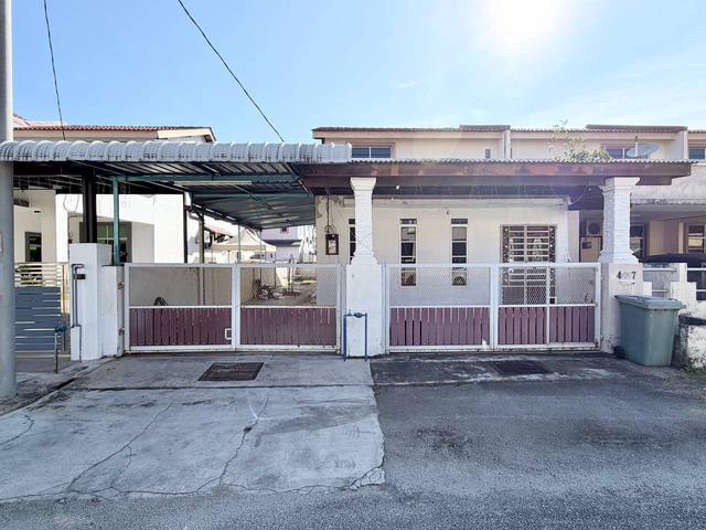 Terraced House for sale in Tringganu