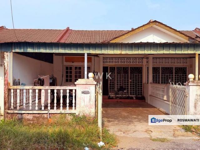 House for sale in Tanah Merah