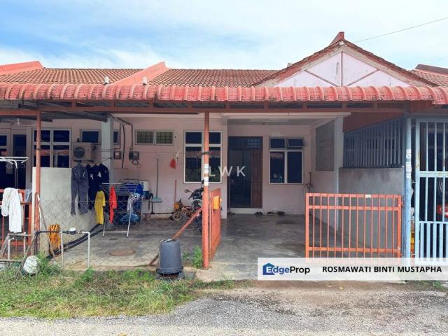 House for sale in Tanah Merah