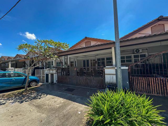 Bungalow for sale in Kajang, Langat