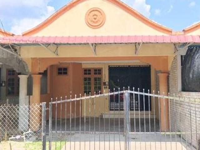 Terraced House for sale in Tanah Merah, Kelantan