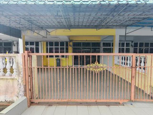 Terraced House for sale in Kluang
