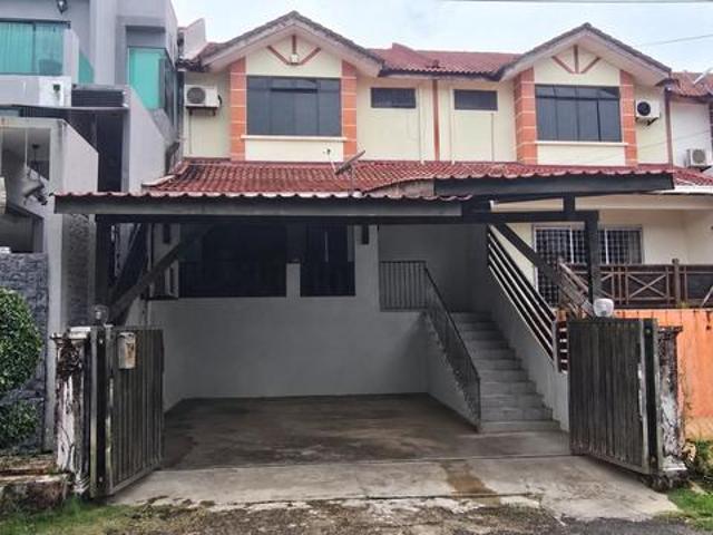 Terraced House for sale in Tringganu