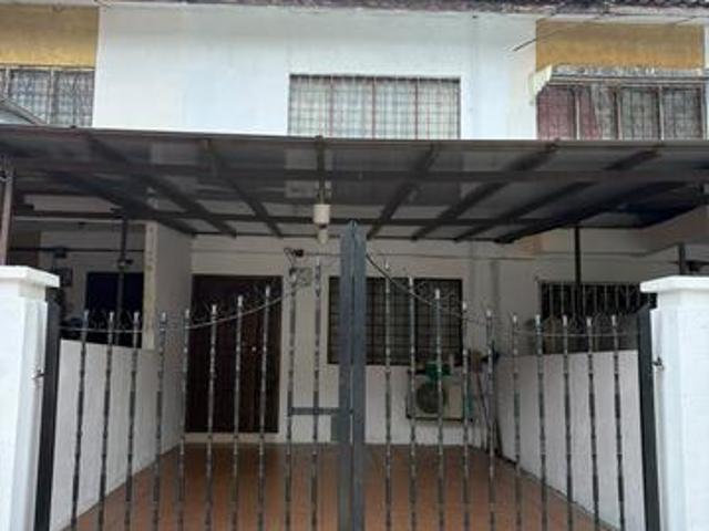 Terraced House for rent in Country Heights Damansara, Kuala Lumpur