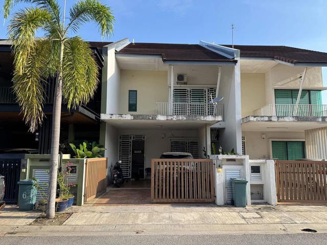 Terraced House for sale in Wellesley, Penang