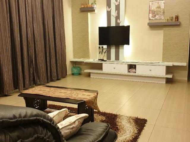 Terraced House for sale in Malaka