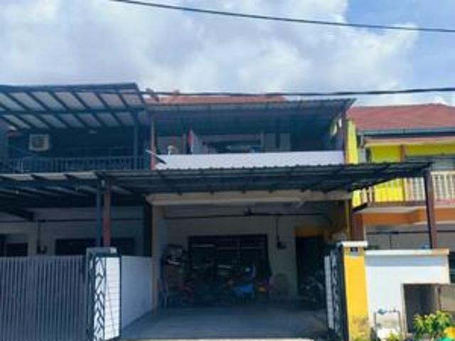 Terraced House for sale in Tanjong Sepat, Selangor