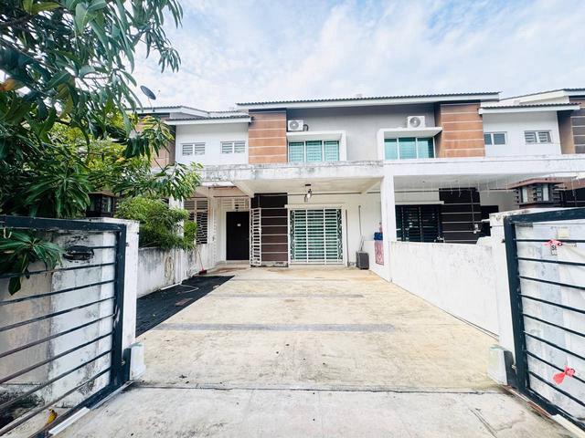 Terraced House for sale in Wellesley, Penang