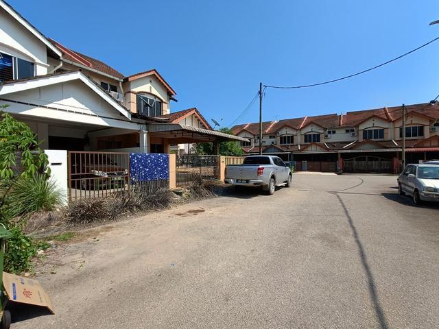 Terraced House for sale in Kuantan