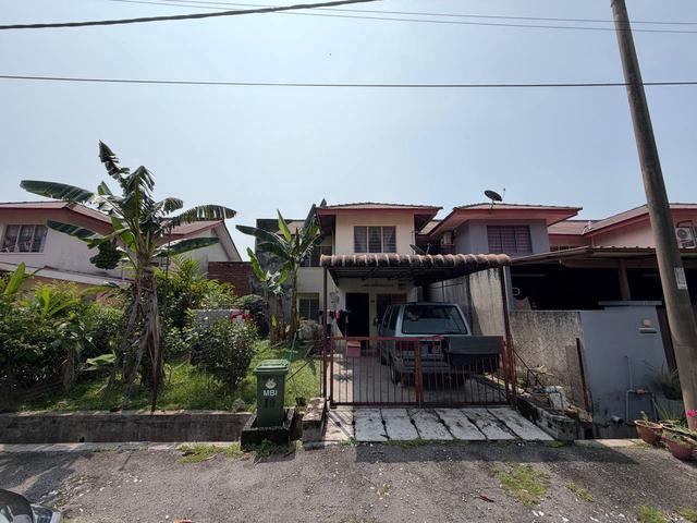 Terraced House for sale in Chemor, Majlis Bandaraya Ipoh