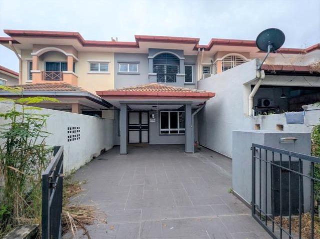 Terraced House for sale in Seri Kembangan, Majlis Bandaraya Subang Jaya