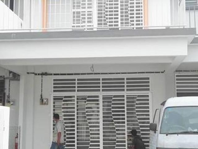 Terraced House for sale in Kampar