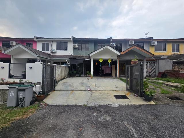 Terraced House for sale in Sendayan Village, Negeri Sembilan