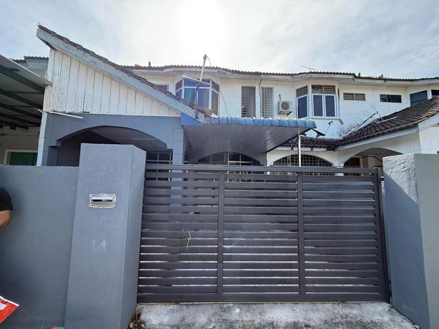 Terraced House for sale in Wellesley, Penang