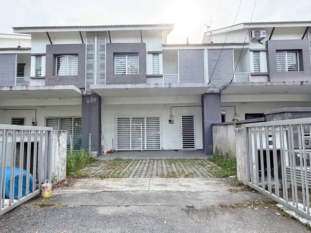 Terraced House for sale in Tringganu